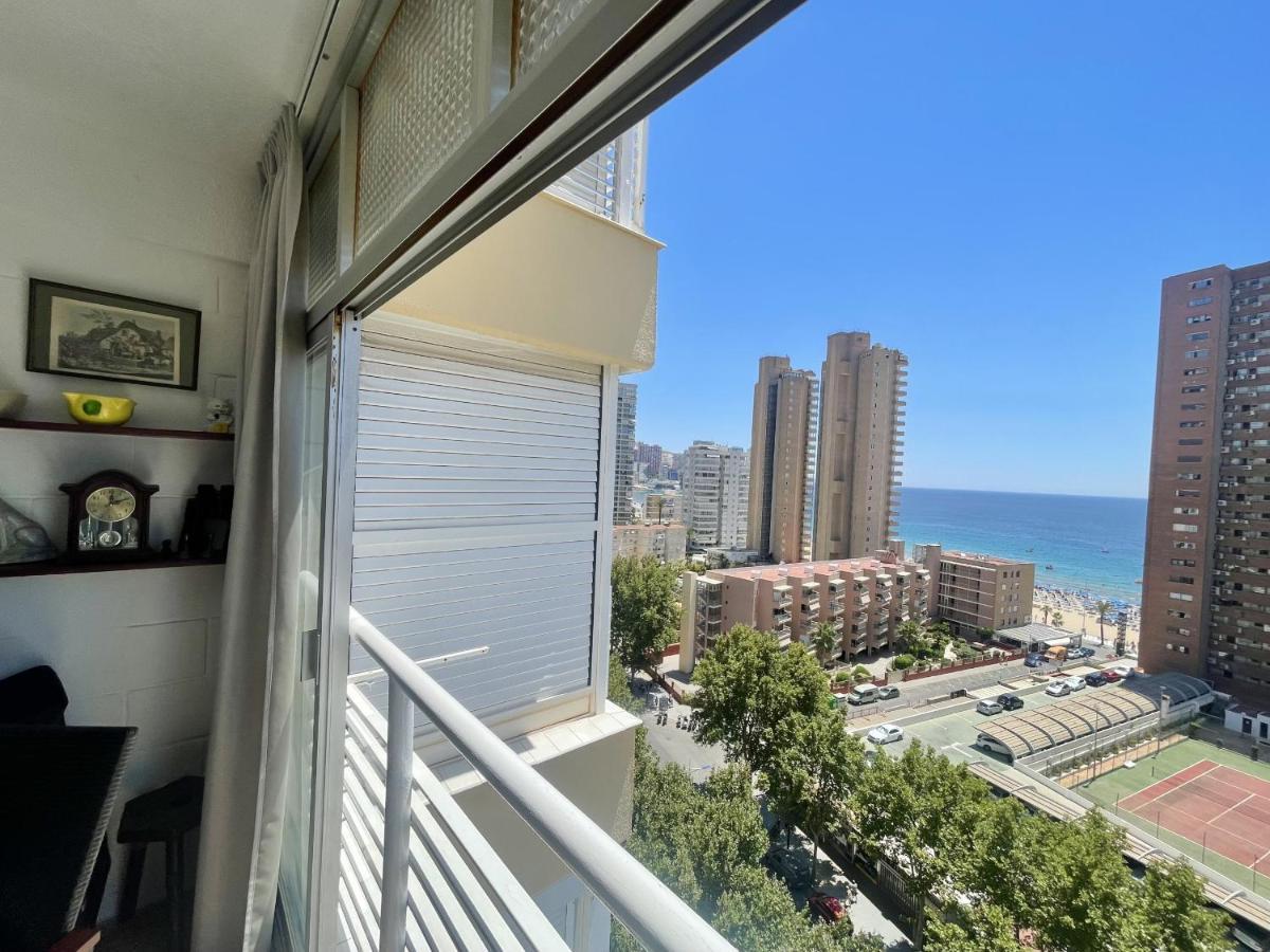 Eleven Caballos Apartment Benidorm Bagian luar foto